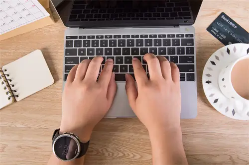 这个秋天想去哪里旅游